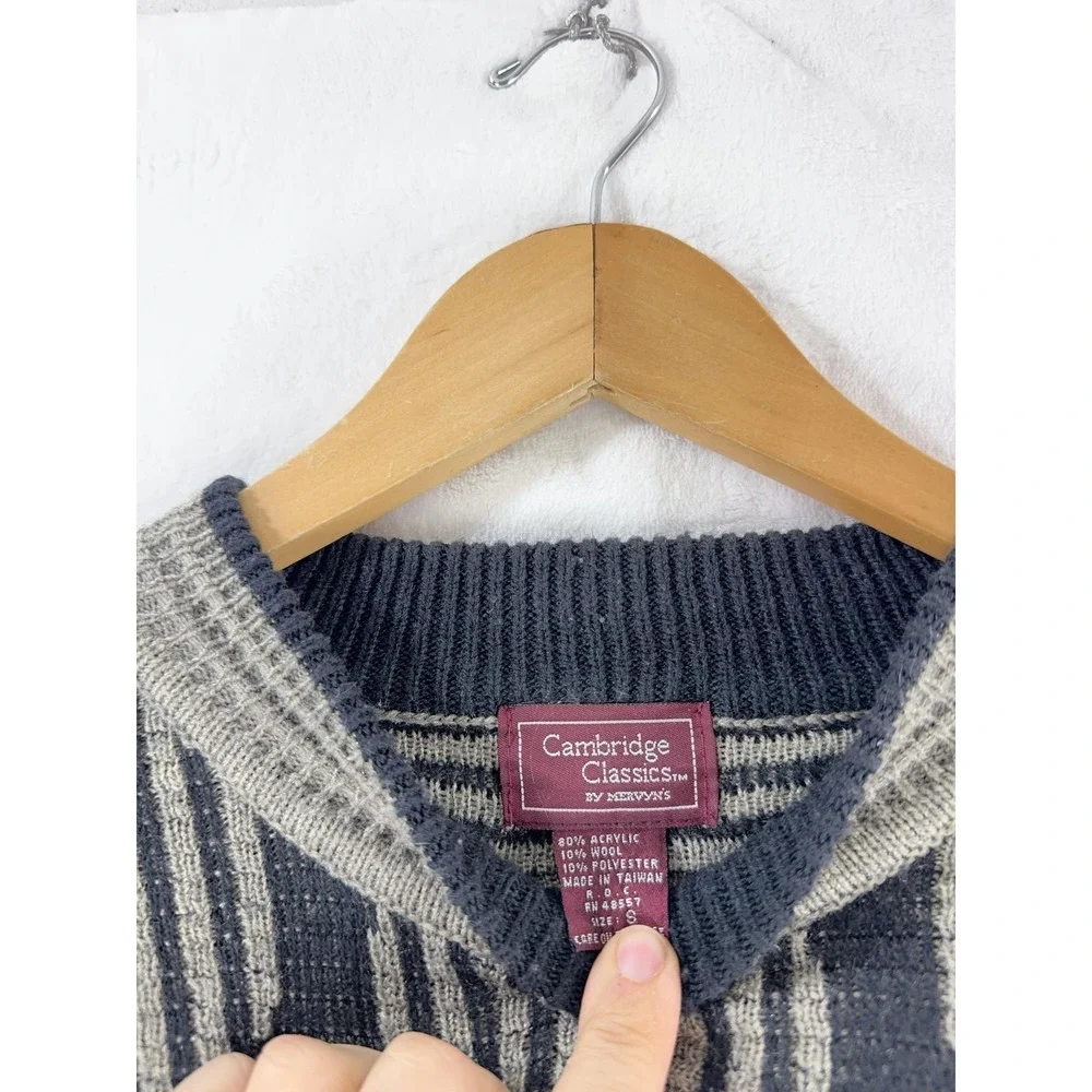 Cambridge‎ Classics Sweater Mens Small Gray Black Geometric Knit Pullover